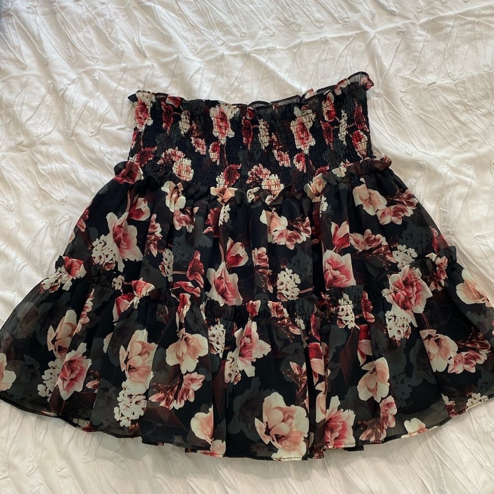 Floral tiered mini skirt